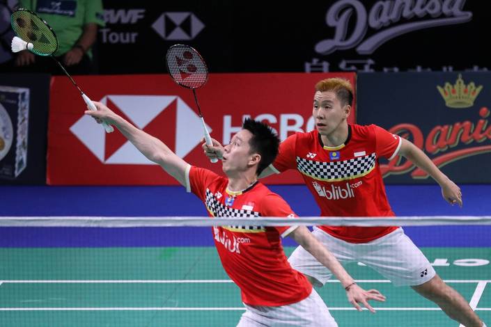 Kevin Sanjaya Sukamuljo/Marcus Fernaldi Gideon (Indonesia) menghadang pengembalian. Kevin Sanjaya Sukamuljo/Marcus Fernaldi Gideon (Indonesia) menghadang pengembalian.