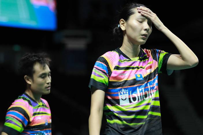 Ekspresi kekecewaan Hafiz Faisal/Gloria Emanuelle Widjaja (Indonesia). Ekspresi kekecewaan Hafiz Faisal/Gloria Emanuelle Widjaja (Indonesia).
