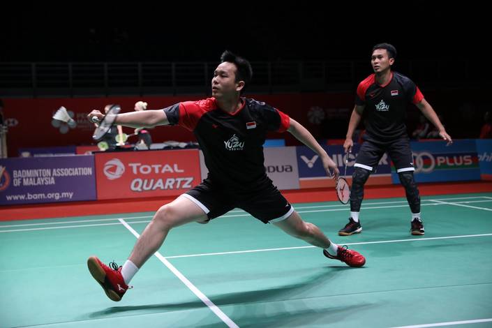 Hendra Setiawan/Mohammad Ahsan (Indonesia) menyambut pengembalian. Hendra Setiawan/Mohammad Ahsan (Indonesia) menyambut pengembalian.