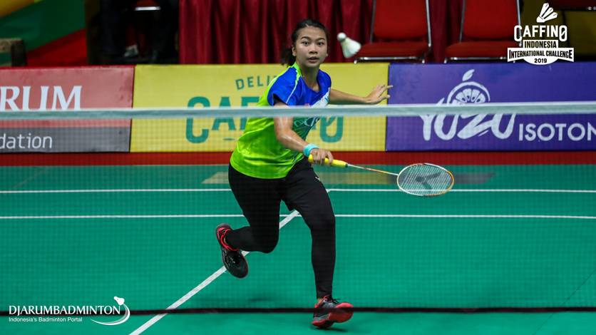 Ni Made Pranita Sulistya Devi (PB Exist) mengembalikan shuttlecock. Ni Made Pranita Sulistya Devi (PB Exist) mengembalikan shuttlecock.