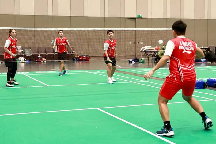 Skuad ganda putri Indonesia melakukan latihan di Dubai Exhibition Centre (Humas PP PBSI) Skuad ganda putri Indonesia melakukan latihan di Dubai Exhibition Centre (Humas PP PBSI)