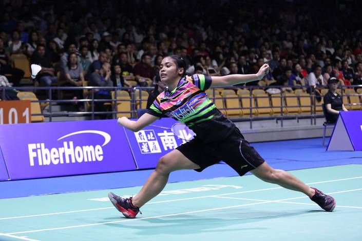 Gregoria Mariska Tunjung (Indonesia) bersiap mengembalikan shuttlecock. Gregoria Mariska Tunjung (Indonesia) bersiap mengembalikan shuttlecock.