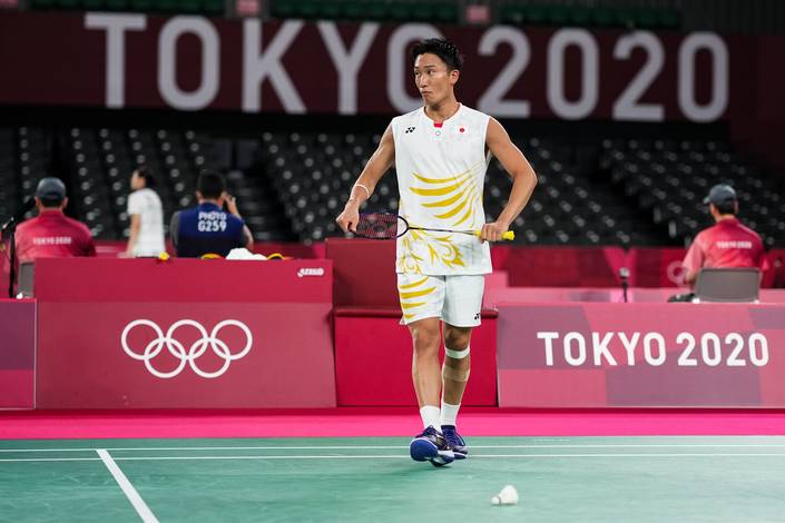 Tunggal putra Jepang nomor satu dunia, Kento Momota harus tersingkir di babak penyisihan grup Olimpiade Tokyo 2020. (Foto: BADMINTONPHOTO - Shi Tang) Tunggal putra Jepang nomor satu dunia, Kento Momota harus tersingkir di babak penyisihan grup Olimpiade Tokyo 2020. (Foto: BADMINTONPHOTO - Shi Tang)