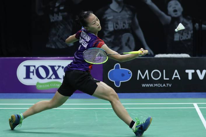 Fitriani menyambut pengembalian. Fitriani menyambut pengembalian.