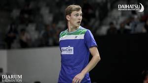 Viktor Axelsen (Denmark).