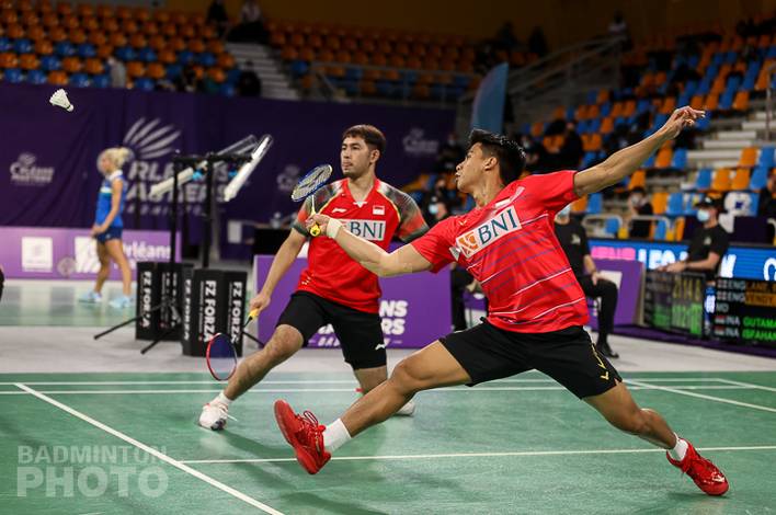 Ganda putra Indonesia, Sabar Karyaman Gutama/Moh. Reza Pahlevi Isfahani bersiap menyambut pengembalian. (Copyright: Badmintonphoto | Courtesy of BWF) Ganda putra Indonesia, Sabar Karyaman Gutama/Moh. Reza Pahlevi Isfahani bersiap menyambut pengembalian. (Copyright: Badmintonphoto | Courtesy of BWF)