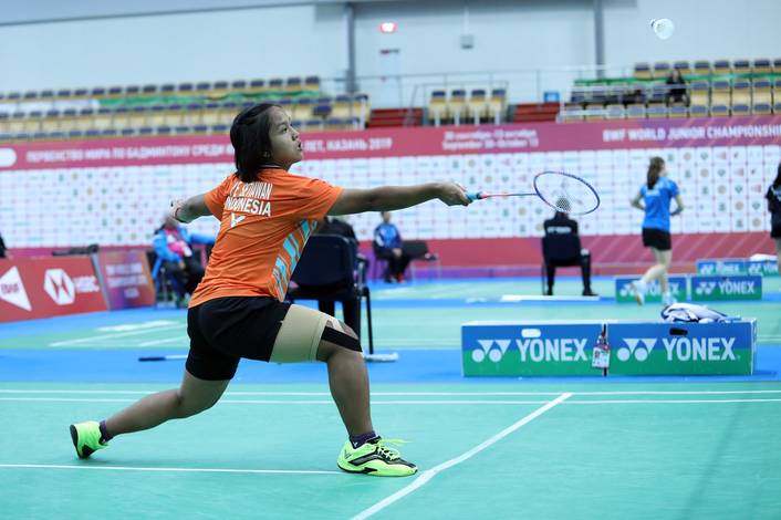 Yasnita Enggira Setiawan (Indonesia) mengembalikan shuttlecock. Yasnita Enggira Setiawan (Indonesia) mengembalikan shuttlecock.