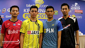 Ihsan Maulana Mustofa, Muhammad Rian Ardianto, Fajar Alfian dan Rian Agung Saputro berfoto bersama usai pressconference Tiket.com Kejurnas PBSI 2018.