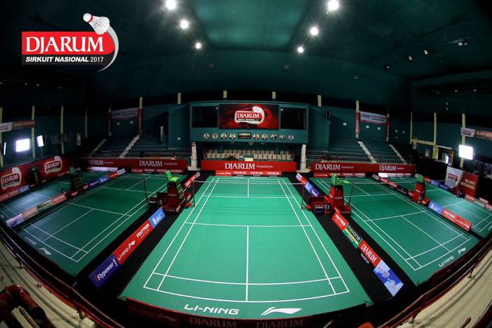 Suasana persiapan di GOR Sudirman, Surabaya. v