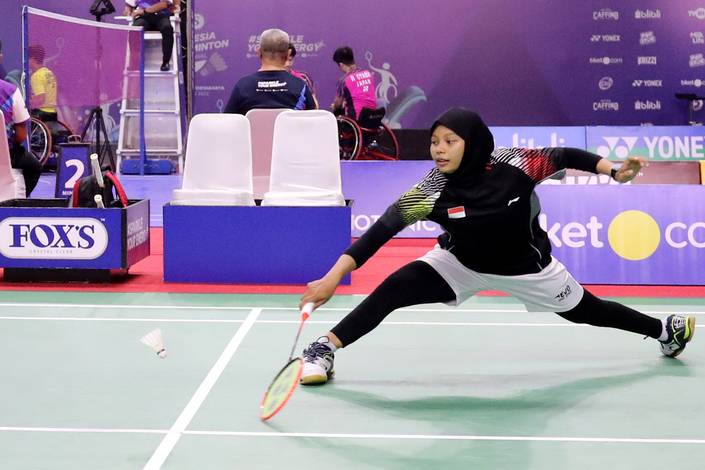Qonitah Ikhtiar Syakuroh (Djarum Badminton) Qonitah Ikhtiar Syakuroh (Djarum Badminton)