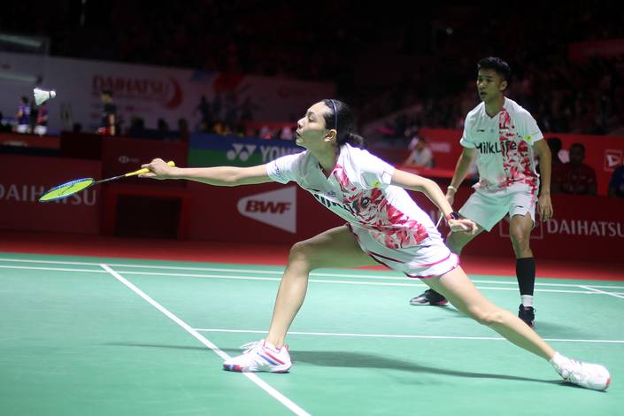 Gloria Emanuelle Widjaja & Dejan Ferdinansyah (Djarum Badminton) Gloria Emanuelle Widjaja & Dejan Ferdinansyah (Djarum Badminton)