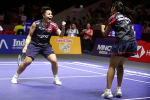 Apriyani Rahayu/Febi Setianingrum (Djarum Badminton/Edward Luhukay)