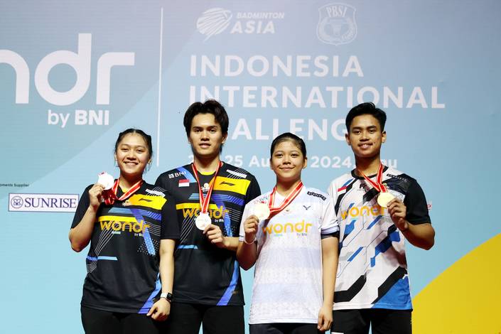 Adnan Maulana/Indah Cahya Sari Jamil & Jafar Hidayatullah/Felisha Alberta Nathaniel Pasaribu (Humas PP PBSI) Adnan Maulana/Indah Cahya Sari Jamil & Jafar Hidayatullah/Felisha Alberta Nathaniel Pasaribu (Humas PP PBSI)