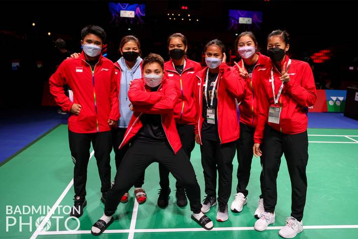 Tim Uber Indonesia sedang berfoto bersama. (Badminton Photo/Yves Lacroix) Tim Uber Indonesia sedang berfoto bersama. (Badminton Photo/Yves Lacroix)
