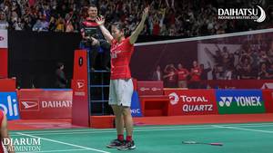 Greysia Polii (Indonesia) imbau masyarakat untuk semangat menjaga kesehatan dan kebersihan.