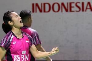 Naufal Kusharjanto/Lisa Ayu Kusumawati (Djarum Badminton)