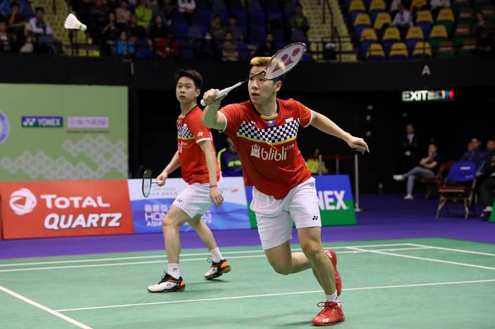 Kevin Sanjaya Sukamuljo/Marcus Fernaldi Gideon (Indonesia) bersiap menyambar pengembalian. Kevin Sanjaya Sukamuljo/Marcus Fernaldi Gideon (Indonesia) bersiap menyambar pengembalian.