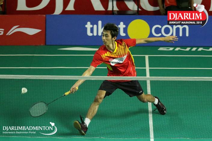 Wisnu Yuli Prasetyo (Pertamina Fastron) menyambut pengembalian. Wisnu Yuli Prasetyo (Pertamina Fastron) menyambut pengembalian.