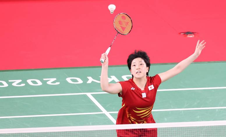 Akane Yamaguchi (Jepang) bersiap menyambar pengembalian tanggung. (Foto: BADMINTONPHOTO - Yves Lacroix) Akane Yamaguchi (Jepang) bersiap menyambar pengembalian tanggung. (Foto: BADMINTONPHOTO - Yves Lacroix)
