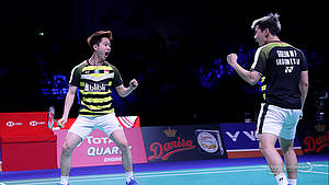 Selebrasi kemenangan Kevin Sanjaya Sukamuljo/Marcus Fernaldi Gideon (Indonesia).