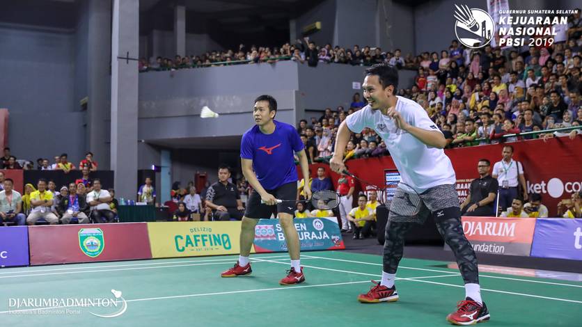 Hendra Setiawan/Mohammad Ahsan (Indonesia) saat tampil pada pertandingan eksebisi Kejurnas PBSI 2019 di Palembang, Sumatera Selatan. Hendra Setiawan/Mohammad Ahsan (Indonesia) saat tampil pada pertandingan eksebisi Kejurnas PBSI 2019 di Palembang, Sumatera Selatan.