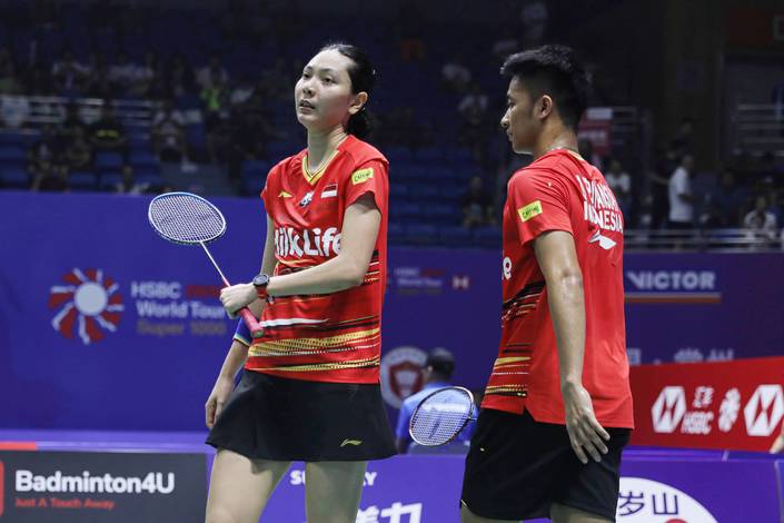 Gloria Emanuelle Widjaja & Dejan Ferdinansyah (Humas PP PBSI) Gloria Emanuelle Widjaja & Dejan Ferdinansyah (Humas PP PBSI)