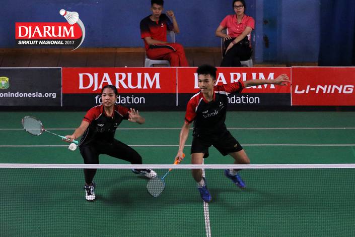 Naufal Ligo Saufik/Ayu Gary Luna Maharani (PB Djarum Kudus)