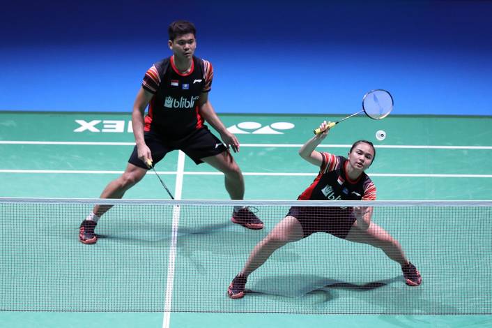 Praveen Jordan/Melati Daeva Oktavianti (Indonesia) menyambut pengembalian. Praveen Jordan/Melati Daeva Oktavianti (Indonesia) menyambut pengembalian.