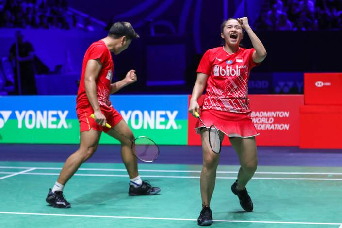 Selebrasi kemenangan Praveen Jordan/Melati Daeva Oktavianti (Indonesia). Selebrasi kemenangan Praveen Jordan/Melati Daeva Oktavianti (Indonesia).