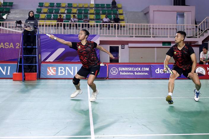 Kleopas Binar Putra Prakoso/Rachel Agnesia Sabatini (Djarum Badminton) Kleopas Binar Putra Prakoso/Rachel Agnesia Sabatini (Djarum Badminton)