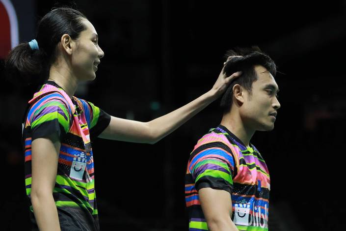 Ekspresi kekecewaan Hafiz Faizal/Gloria Emanuelle Widjaja (Indonesia). Ekspresi kekecewaan Hafiz Faizal/Gloria Emanuelle Widjaja (Indonesia).