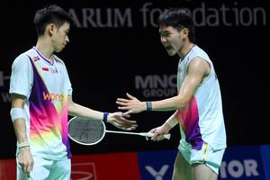 Raymond Indra/Nikolaus Joaquin (Djarum Badminton)