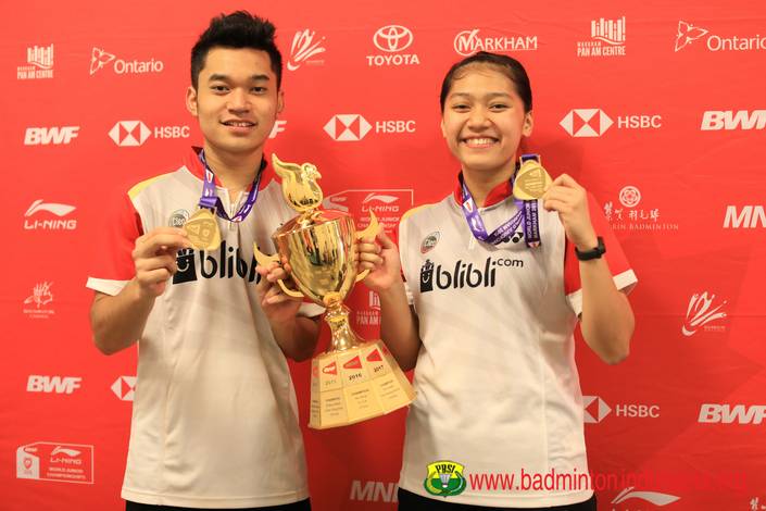 Leo Rolly Carnando/Indah Cahya Sari Jamil (Indonesia) saat menjuarai World Junior Championships 2018. Leo Rolly Carnando/Indah Cahya Sari Jamil (Indonesia) saat menjuarai World Junior Championships 2018.