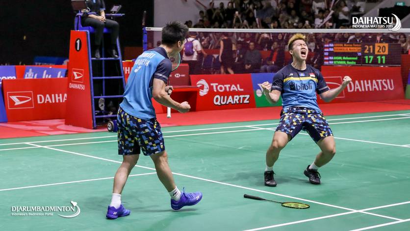 Selebrasi kemenangan Kevin Sanjaya Sukamuljo/Marcus Fernaldi Gideon. Selebrasi kemenangan Kevin Sanjaya Sukamuljo/Marcus Fernaldi Gideon.