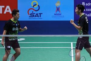 Selebrasi kemenangan ganda putra Indonesia, Leo Rolly Carnando/Daniel Marthin. (Foto: PP PBSI)