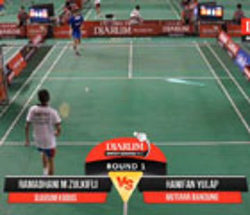 M Ramadhan Zulkifli (Djarum Kudus) VS Hanifan Yunip (Mutiara Cardinal Bandung)